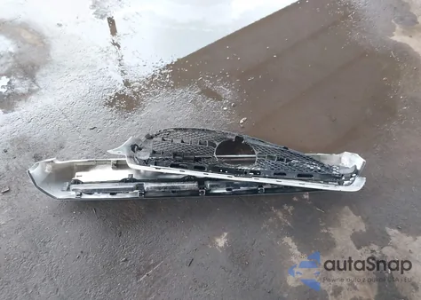 2014 Mercedes-Benz E 350 из США, поврежденный, VIN WDDHF5KB2EB056990